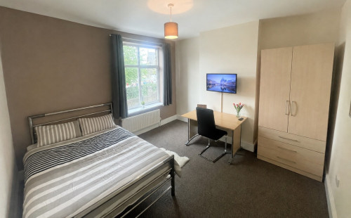 Bedroom 1 at 77A Junction Road